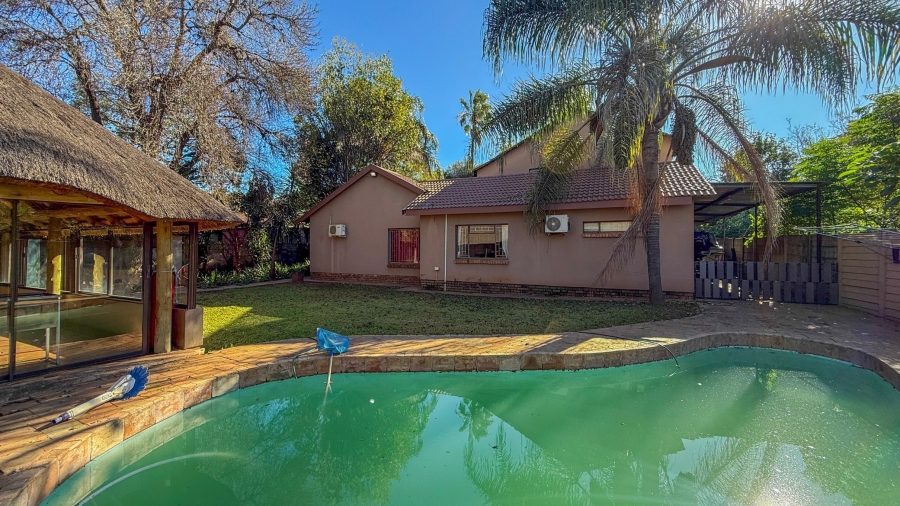 4 Bedroom Property for Sale in Melodie North West